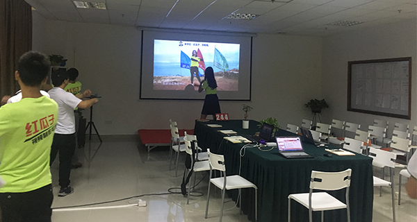 視頻制作專家_瓜瓜早課堂(244)-團隊還在解答三M定律嗎？